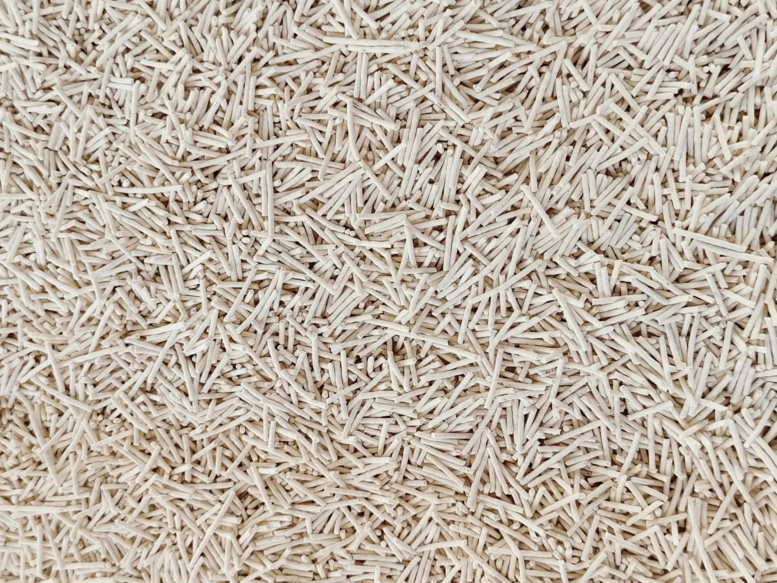 cat litter 35